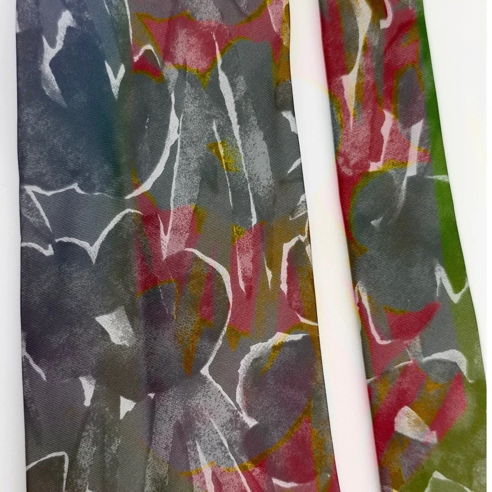 St Michael Mens Silk‎ Tie Burgundy Abstract Floral Made in Italy 3.5w X 57